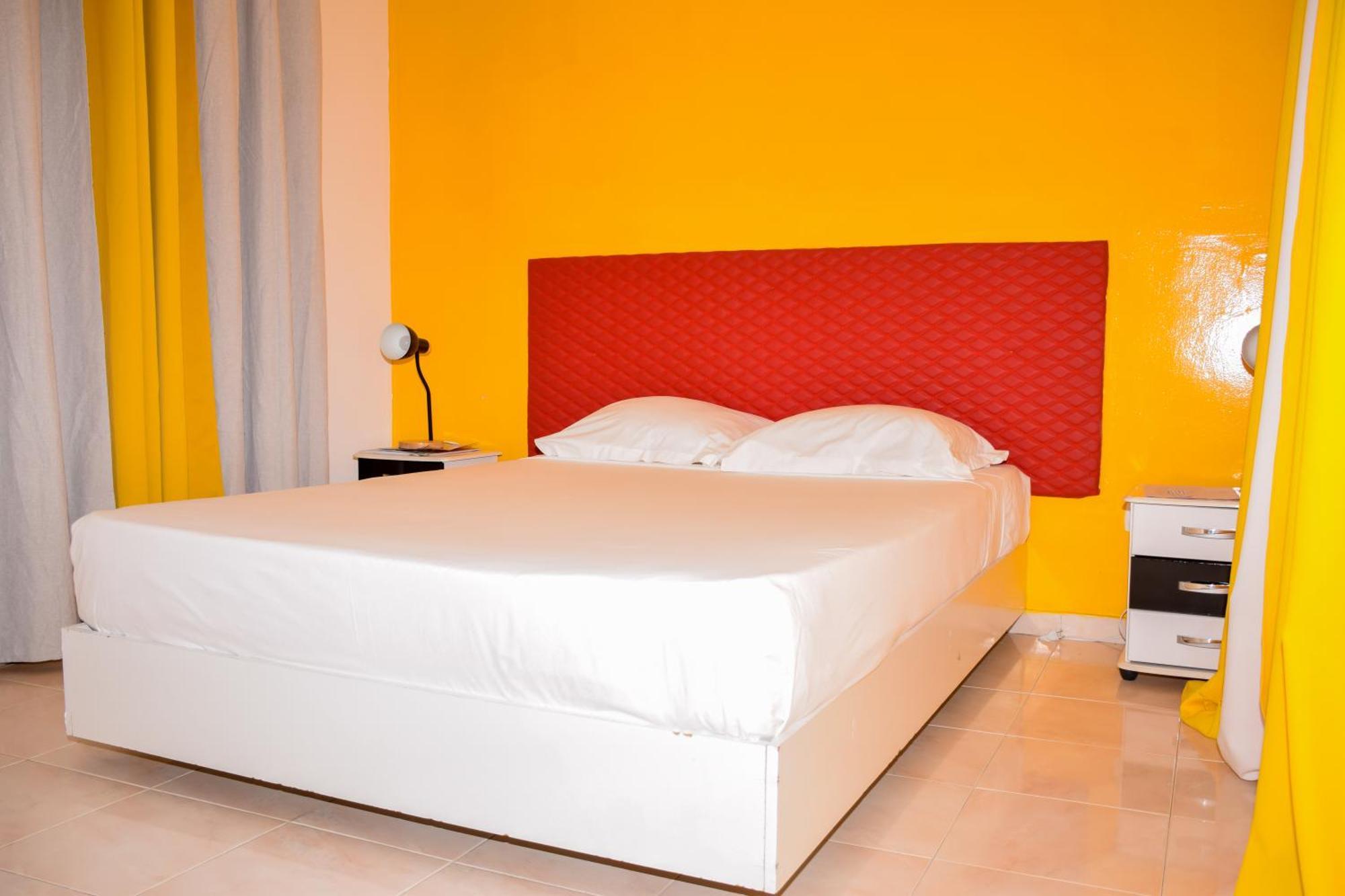 Boutique Hotel Principal ,Tarrafal ทาร์ราฟาล ภายนอก รูปภาพ